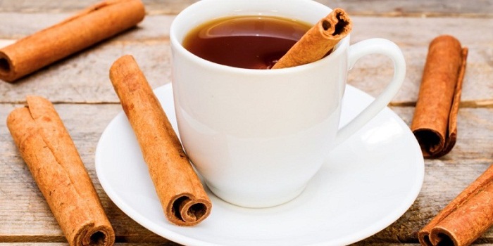 13 benefícios surpreendentes do chá de canela