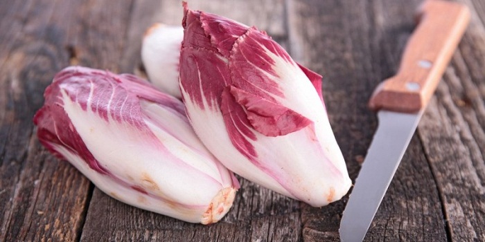11 benefícios de saúde surpreendentes de Radicchio