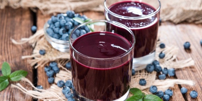 11 benefícios incríveis do suco de mirtilo