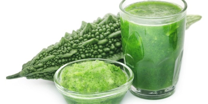 11 benefícios impressionantes do suco de melão amargo (cabaça)