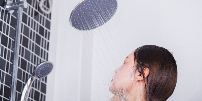 9 benefícios surpreendentes do chuveiro frio
